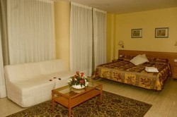 Imagen de la habitación del Hotel Vila Mar. Foto 17