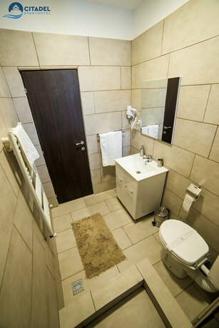 Imagen de la habitación del Hotel Vila Maritimo. Foto 6