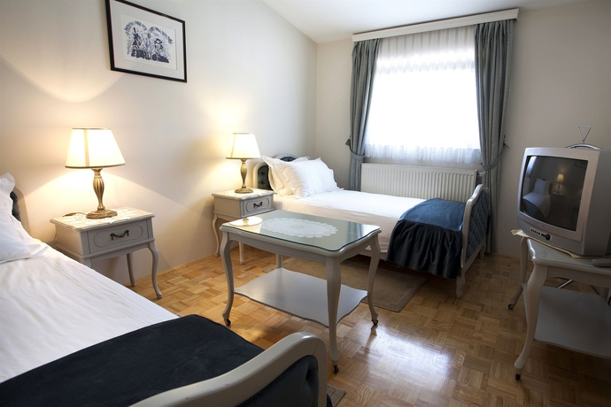 Imagen de la habitación del Hotel Vila Minka. Foto 8