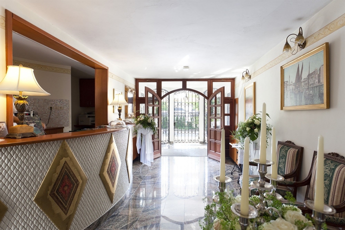 Imagen de los interiores del Hotel Vila Minka. Foto 16