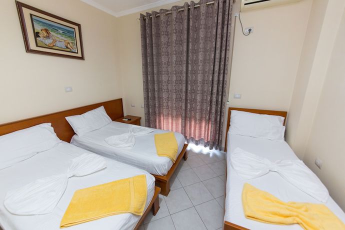 Imagen de la habitación del Hotel Vila Misiri. Foto 6