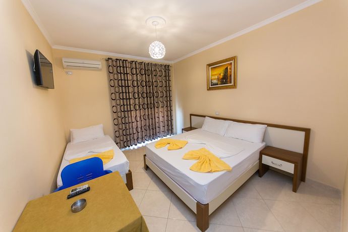Imagen de la habitación del Hotel Vila Misiri. Foto 9