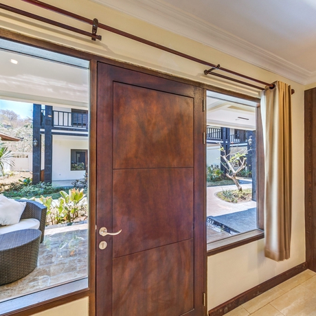 Imagen de los interiores del Hotel Vila Ombak. Foto 12