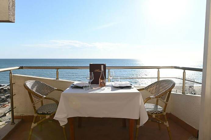 Imagen de la habitación del Hotel Vila Oxinn. Foto 19