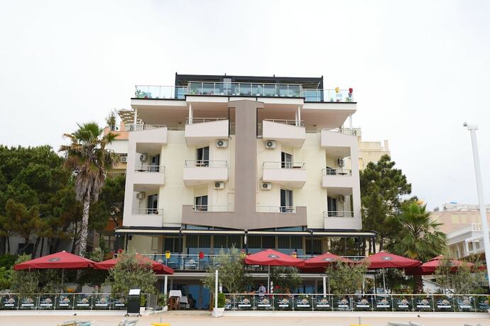 Imagen general del Hotel Vila Oxinn. Foto 11