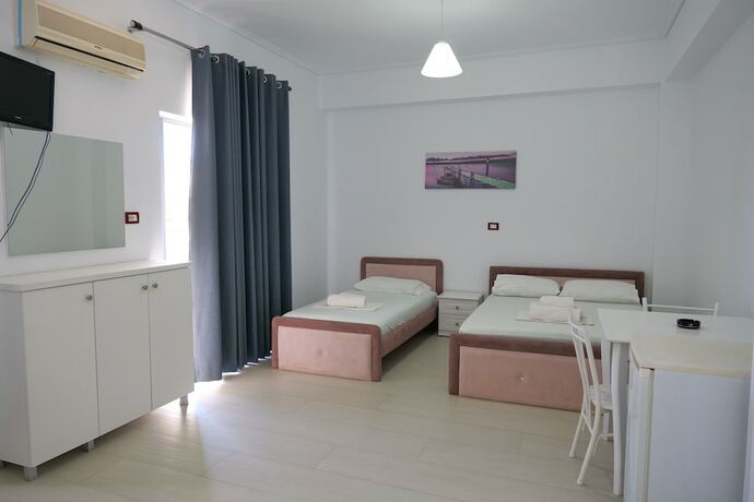 Imagen general del Hotel Vila Park Bujari Ksamil. Foto 8