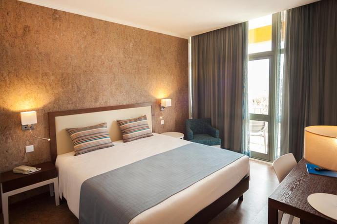 Imagen de la habitación del Hotel Vila Park. Foto 9