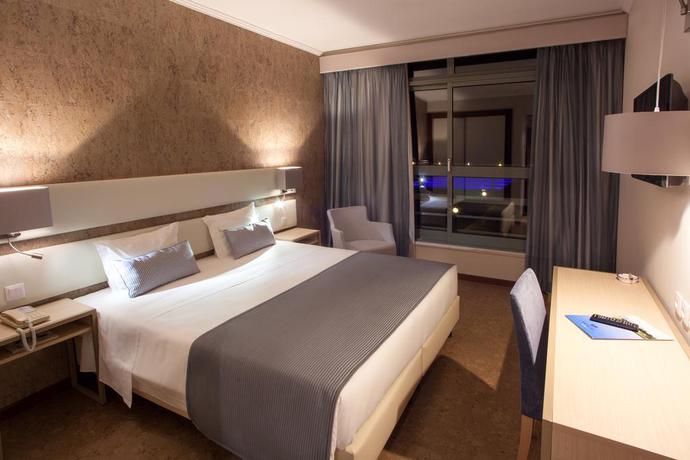 Imagen de la habitación del Hotel Vila Park. Foto 11