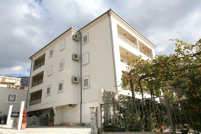 Imagen general del Hotel Vila Petrovic. Foto 1