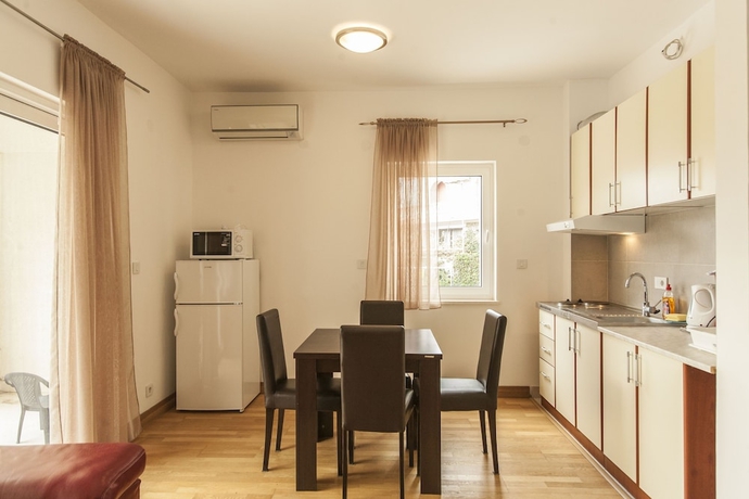 Imagen de la habitación del Hotel Vila Petrovic. Foto 18