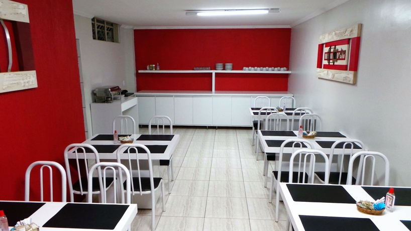 Imagen del bar/restaurante del Hotel Vila Planalto. Foto 9