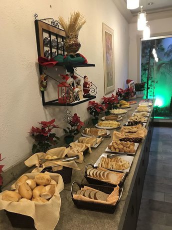 Imagen del bar/restaurante del Hotel Vila Real, Po&ccedil;os de Caldas. Foto 2