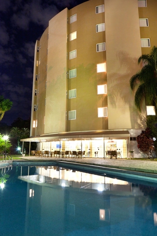 Imagen de la piscina del Hotel Vila Rica Campinas. Foto 15