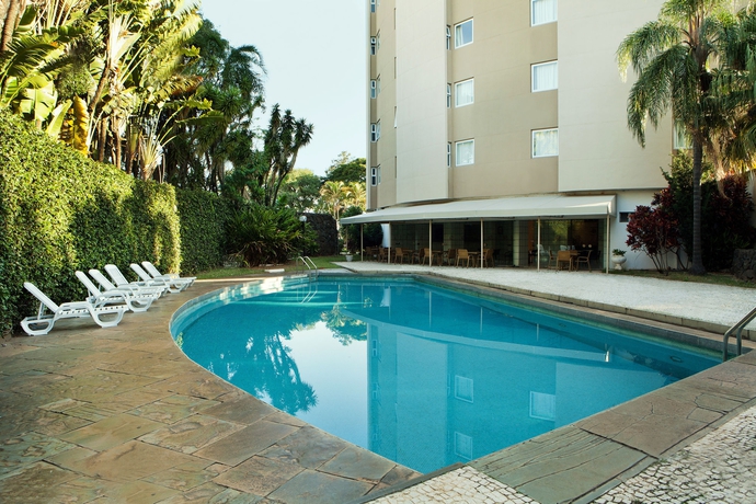 Imagen de la piscina del Hotel Vila Rica Campinas. Foto 16