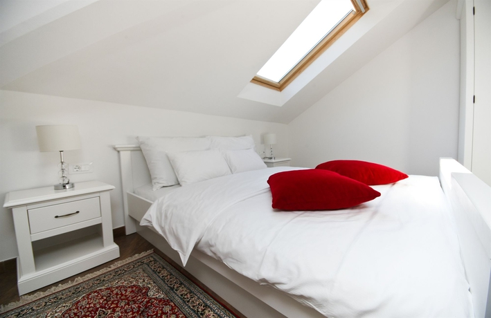 Imagen de la habitación del Hotel Vila Riva Apartments. Foto 5