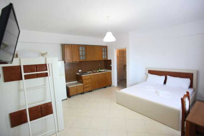 Imagen de la habitación del Hotel Vila Riza Veliu. Foto 15