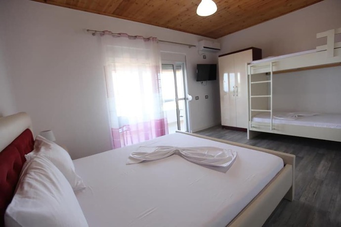 Imagen de la habitación del Hotel Vila Riza Veliu. Foto 16
