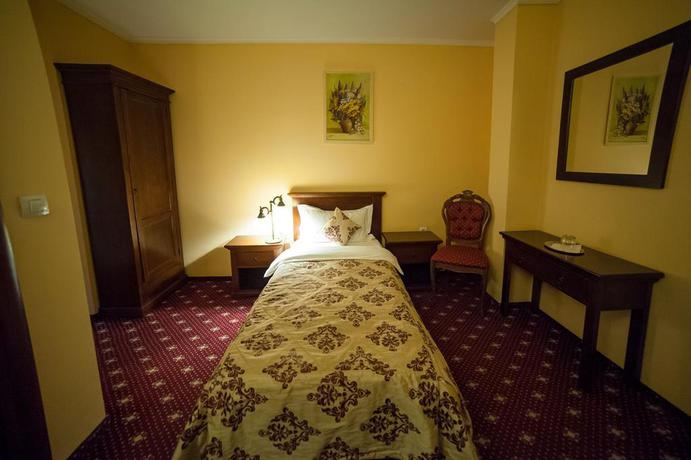 Imagen de la habitación del Hotel Vila Royal, Bacau. Foto 7