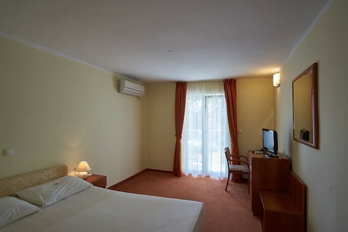 Imagen general del Hotel Vila Ruzica. Foto 3