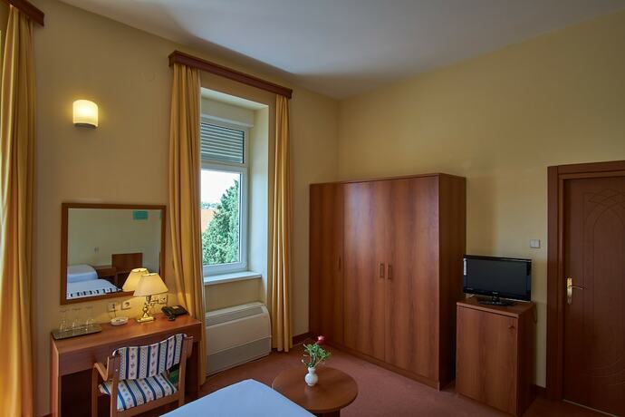 Imagen general del Hotel Vila Ruzica. Foto 13