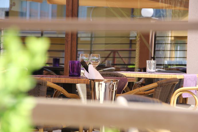 Imagen del bar/restaurante del Hotel Vila Sangria. Foto 4