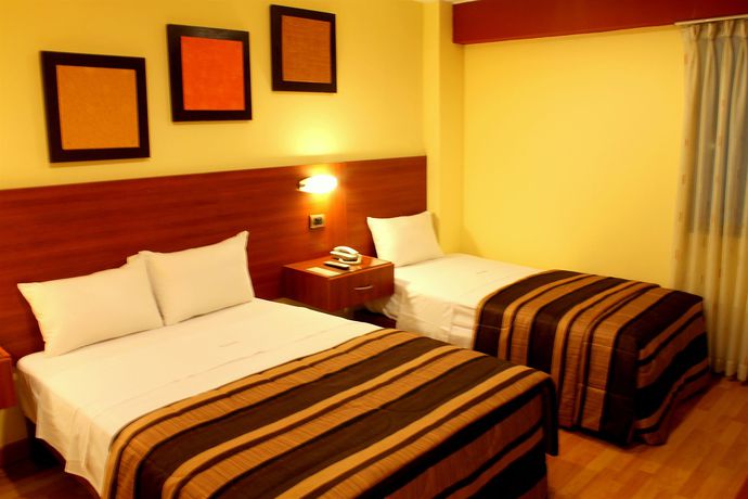 Imagen de la habitación del Hotel Vila Santa Miraflores. Foto 8