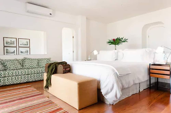 Imagen de la habitación del Hotel Vila Santa Teresa. Foto 10