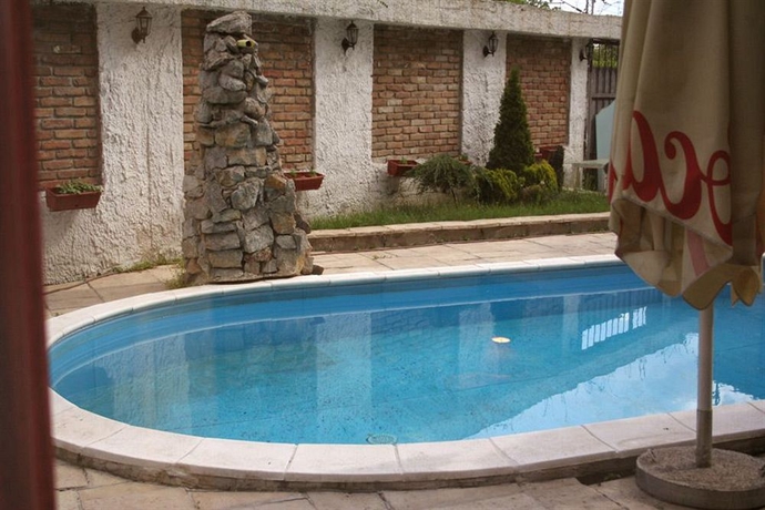 Imagen de la piscina del Hotel Vila Senjak. Foto 13