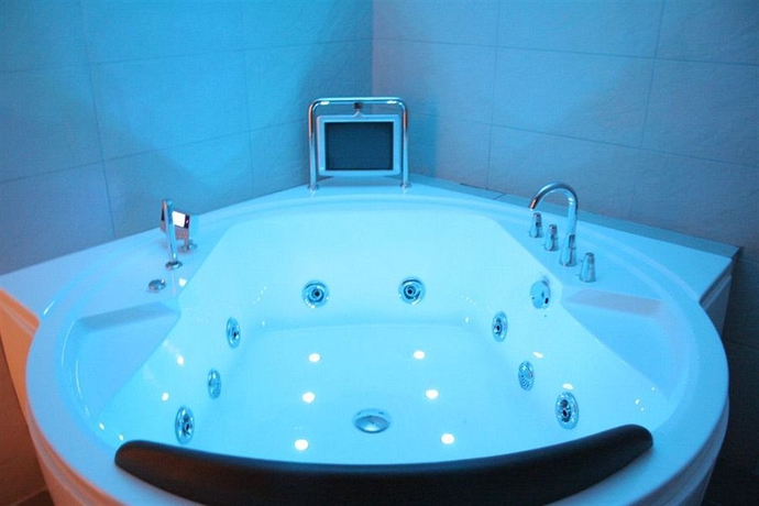 Imagen de la habitación del Hotel Vila Senjak. Foto 5