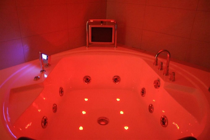 Imagen de la habitación del Hotel Vila Senjak. Foto 6