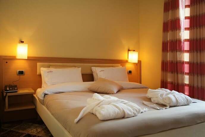 Imagen de la habitación del Hotel Vila Sharm. Foto 15