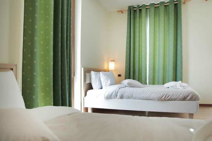 Imagen de la habitación del Hotel Vila Sharm. Foto 18