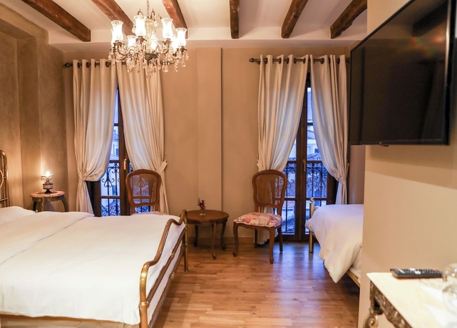 Imagen de la habitación del Hotel Vila Sonnet. Foto 14