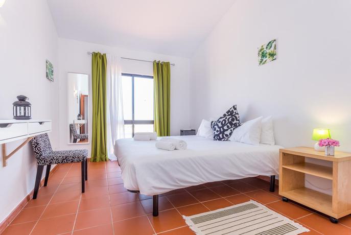 Imagen de la habitación del Hotel Vila Sta Teresinha Suites. Foto 3