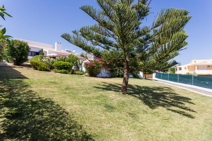 Imagen de los exteriores del Hotel Vila Sta Teresinha Suites. Foto 5