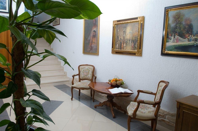 Imagen general del Hotel Vila Tina, Trogir. Foto 6