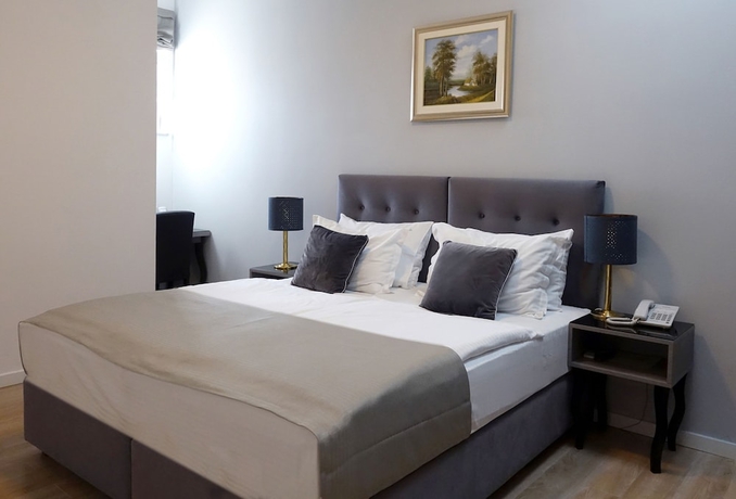 Imagen de la habitación del Hotel Vila Tina, Zagreb. Foto 11