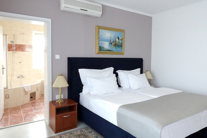 Imagen de la habitación del Hotel Vila Tina, Zagreb. Foto 14