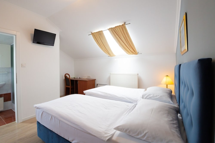 Imagen de la habitación del Hotel Vila Tina, Zagreb. Foto 15