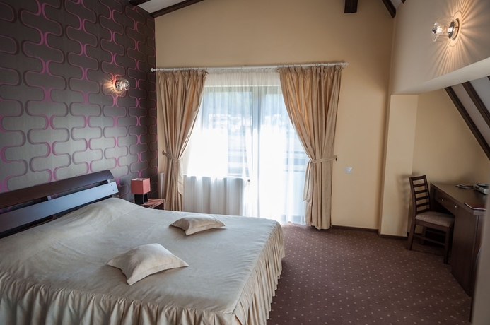 Imagen de la habitación del Hotel Vila Trapez. Foto 8