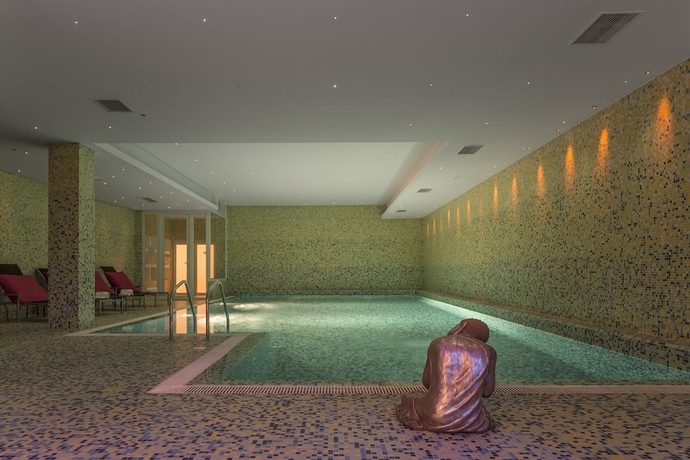 Imagen de la piscina del Hotel Vila Valverde Design Country. Foto 18