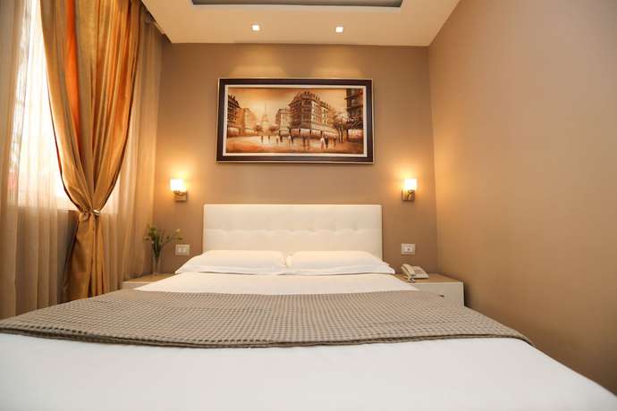 Imagen de la habitación del Hotel Vila Verde City Center. Foto 15