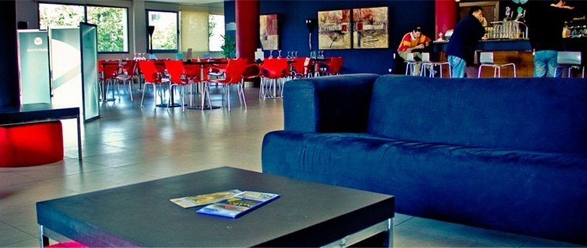 Imagen del bar/restaurante del Hotel Vila de Muro. Foto 7