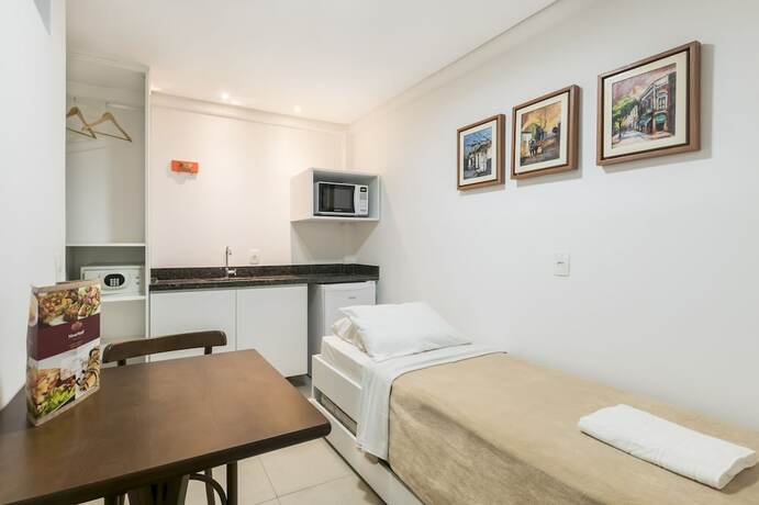 Imagen de la habitación del Hotel VilaHotell Recife. Foto 12