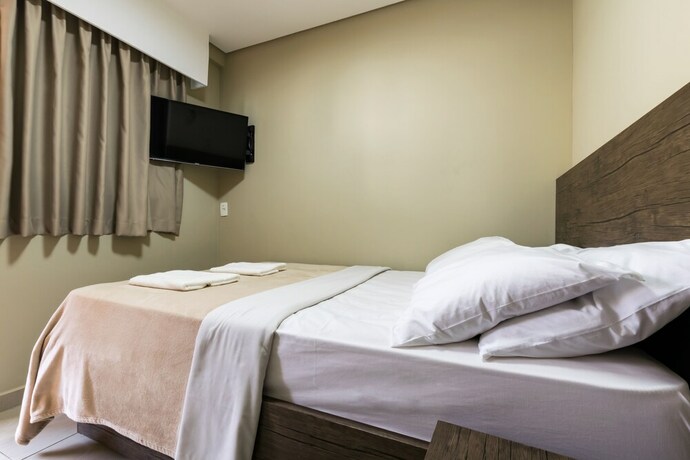 Imagen de la habitación del Hotel VilaHotell Recife. Foto 18