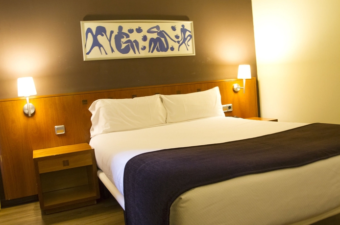 Imagen de la habitación del Hotel Viladomat. Foto 10