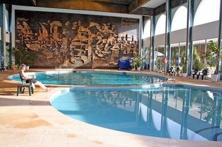 Imagen de la piscina del Hotel Vilamoura Beach. Foto 9