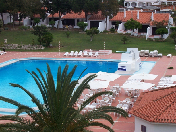 Imagen de la piscina del Hotel Vilanova Resort. Foto 9