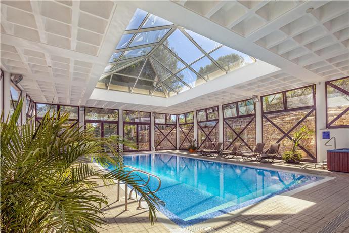 Imagen de la piscina del Hotel Vilar Do Golf. Foto 30