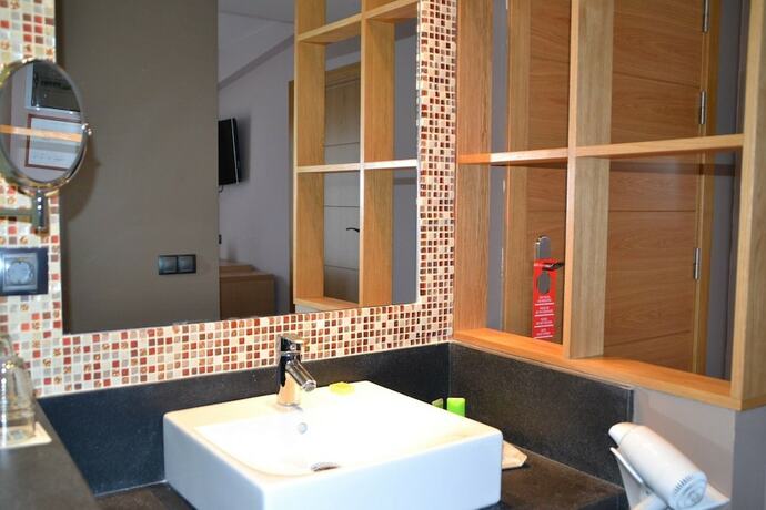 Imagen general del Hotel Vilar Riu de Baix. Foto 14